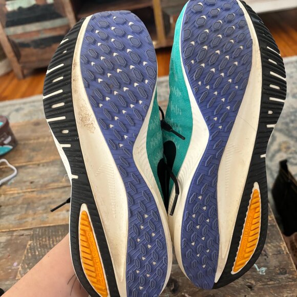 Nike Zoom Vomero 14 Hyper Jade Athletic Running Shoes Women's Size 10 - Picture 6 of 8